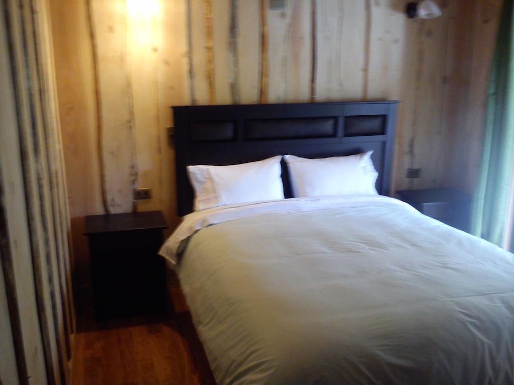 Hostal Los Alamos Neltume Luaran gambar